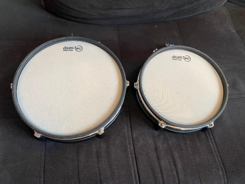 Pads Alesis 10 pouces (2) et 12 pouces (3), Enlèvement ou Envoi, Utilisé