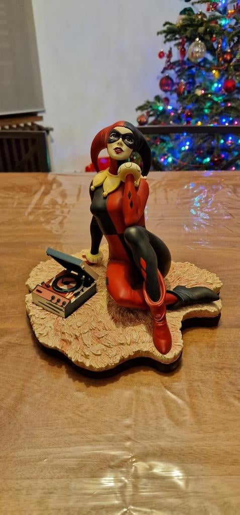 Harley Quinn, Ophalen, Zo goed als nieuw
