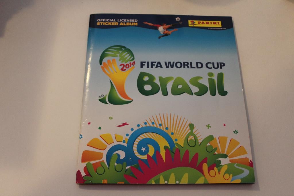 Album complet de Panini Fifa Brasil 2014, Collections, Enlèvement ou Envoi, Comme neuf, Sport