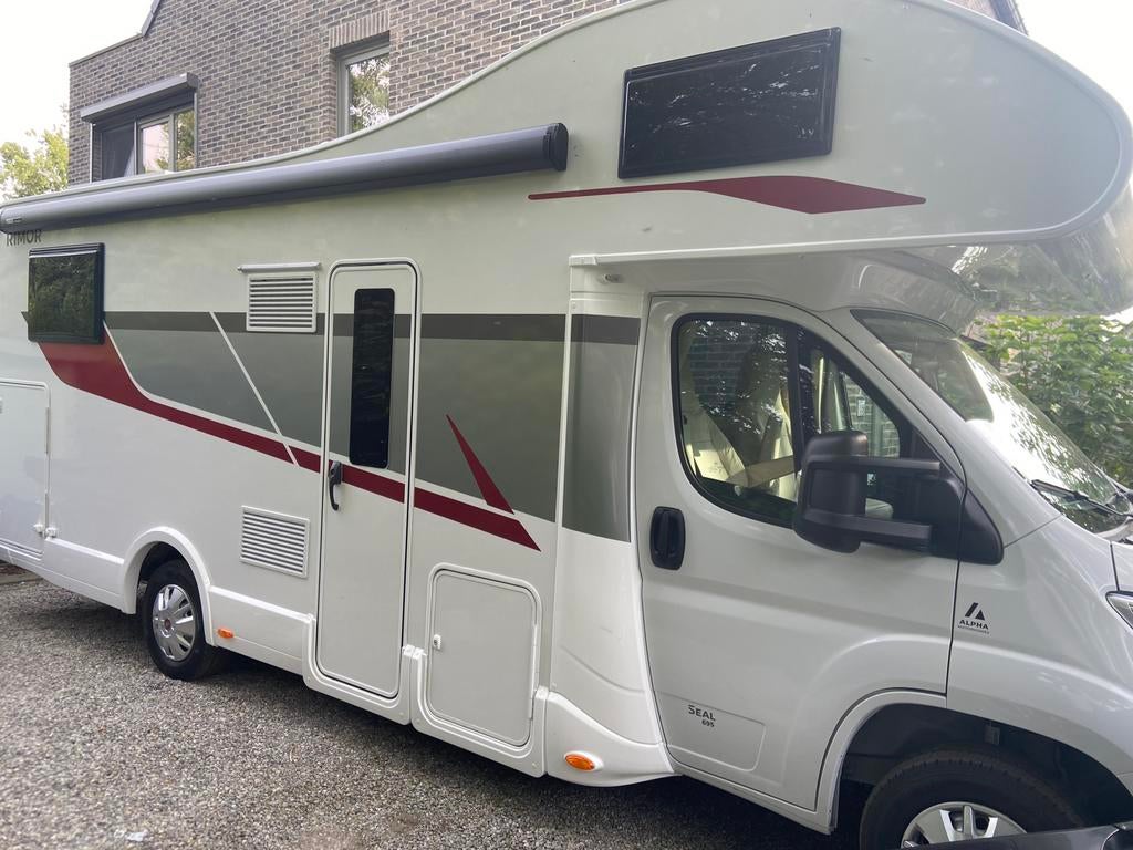 Rimor seal 695 van 2024, Caravans en Kamperen, Mobilhomes, Alkoof, Ringverwarming, Fiat, Koelkast