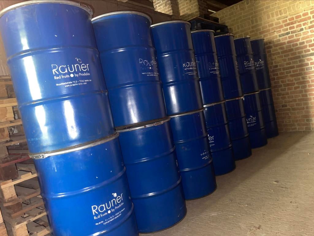 Metalen vat van 220 liter (deksel + omsnoering). 100% SCHOON, Tuin en Terras, Regentonnen, Hout, Met kraantje, Ophalen of Verzenden