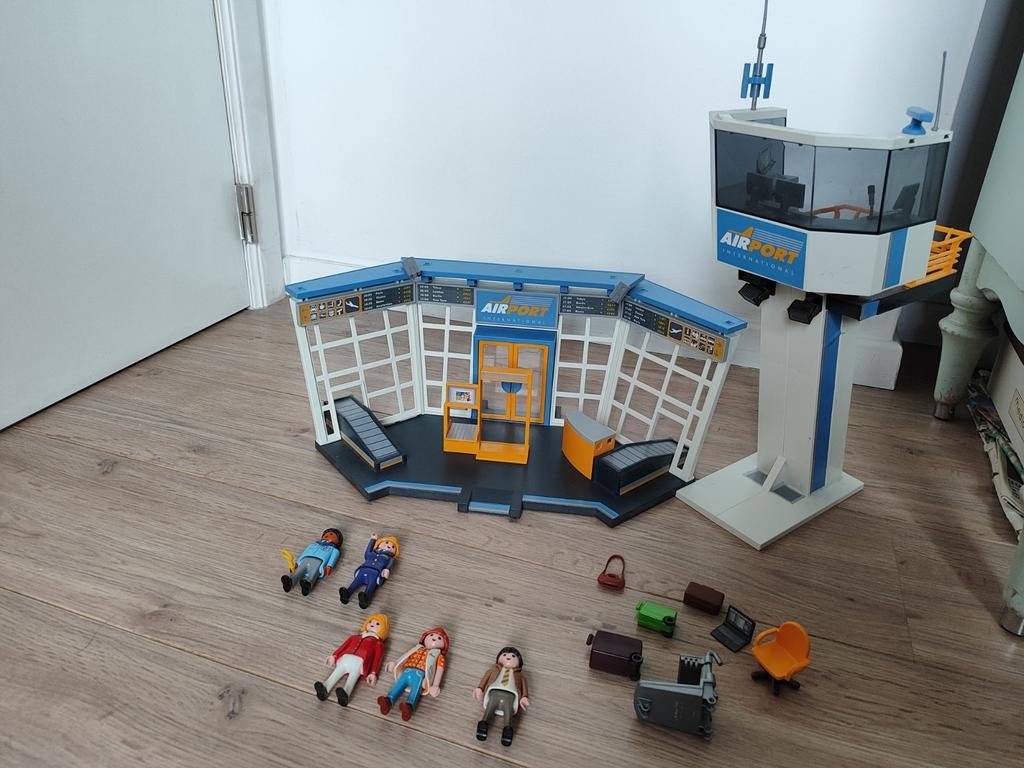 Playmobil 5338 luchthaven met controletoren, Kinderen en Baby's, Speelgoed | Playmobil, Ophalen of Verzenden