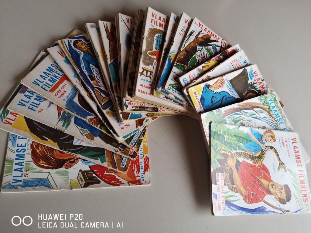 Vlaamse filmpjes R. Struelens/goede pers Averbode, Boeken, Stock en Verzamelingen, Ophalen of Verzenden, Gelezen