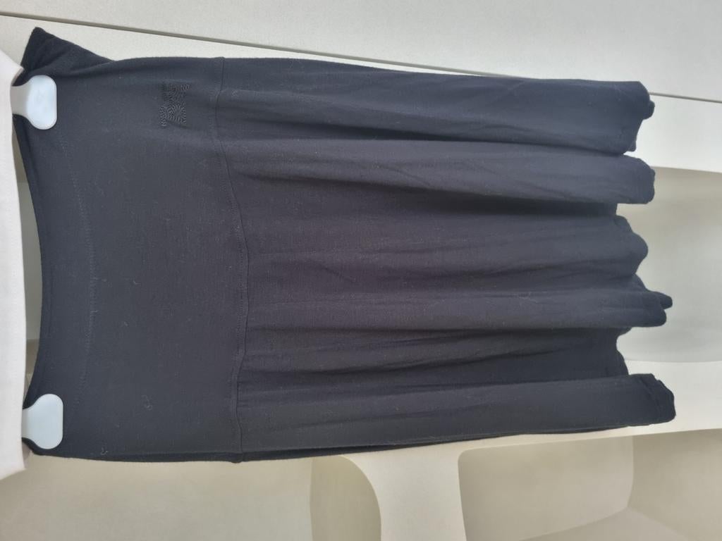 Jupe noire baton rouge taille S, Vêtements | Femmes, Enlèvement ou Envoi, Taille 36 (S), Comme neuf, Noir