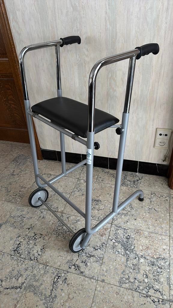 Loopstoel rollator loophulp, Ophalen, In hoogte verstelbaar, Gebruikt