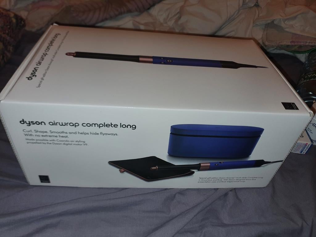 Dyson airwrap cheveux, Bijoux, Sacs & Beauté, Beauté | Soins des cheveux, Enlèvement