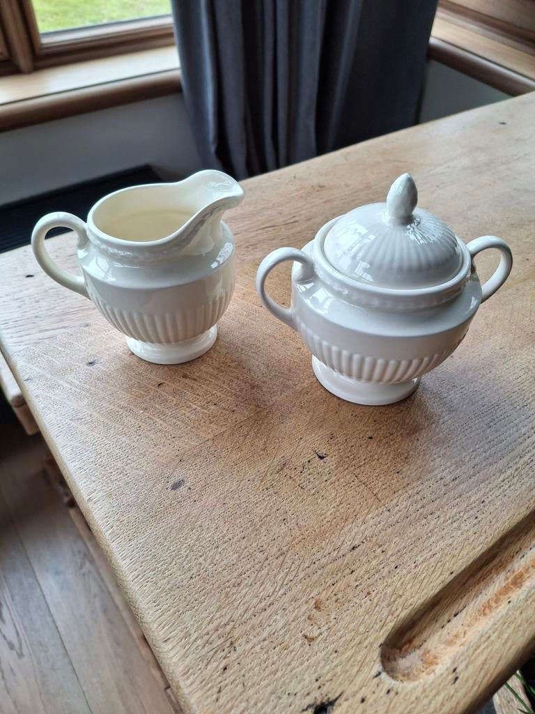 Wedgwood Edme suikerpot en melkkannetje, Ophalen of Verzenden, Wedgwood