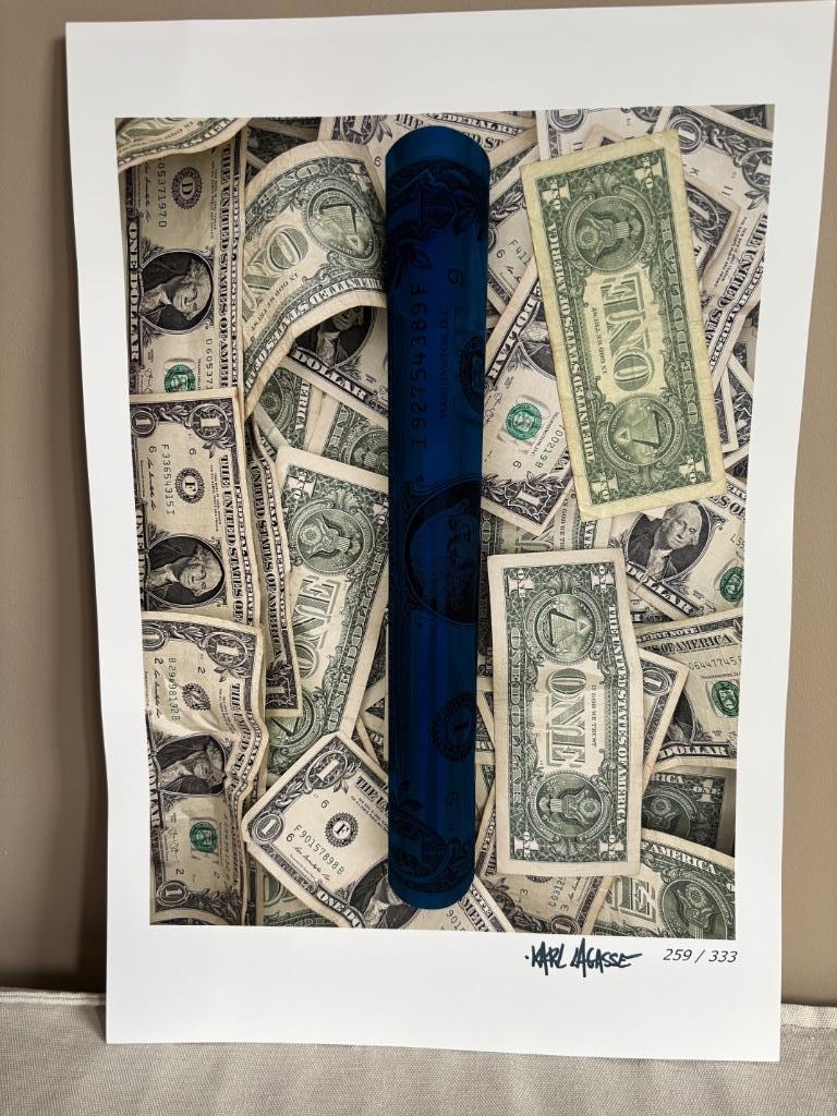 One Dollar Blue - Karl Lagasse, Ophalen