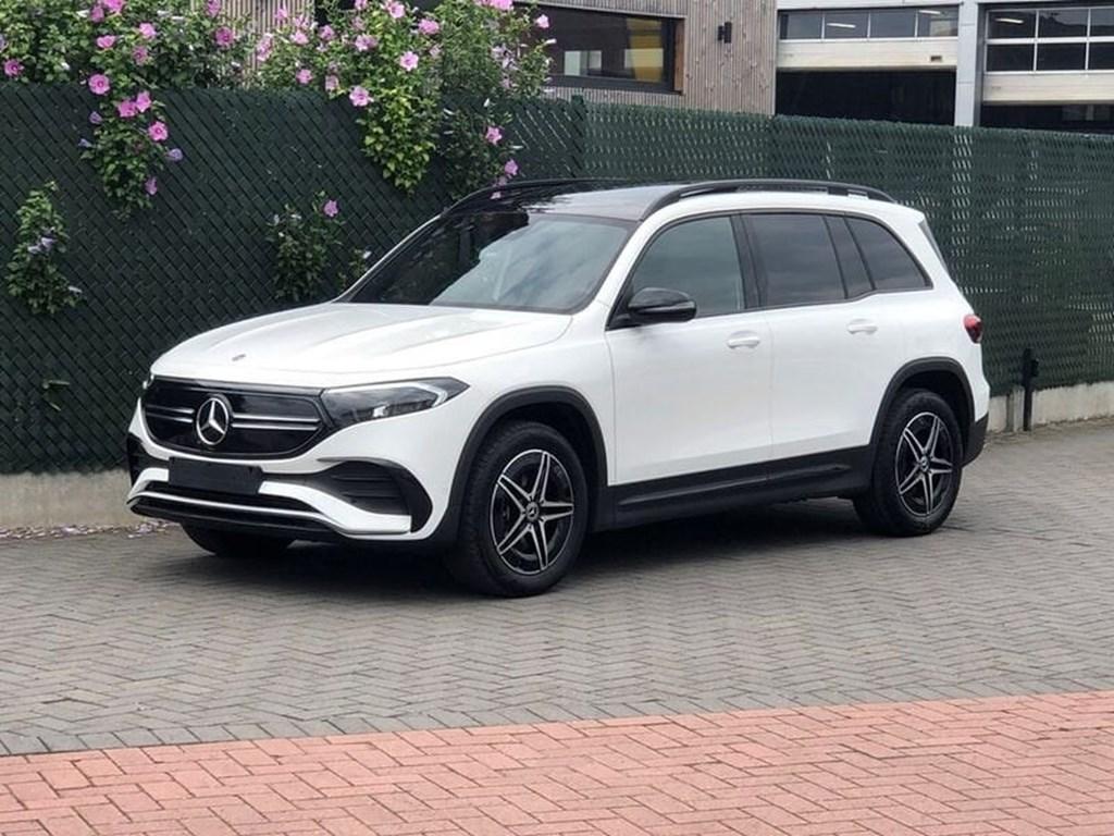 Mercedes-Benz EQB 250 - AMG - PANORAMADAK - NIGHTPAKKET - S, Auto's, Mercedes-Benz, Automaat, Zwart, USB, Wit