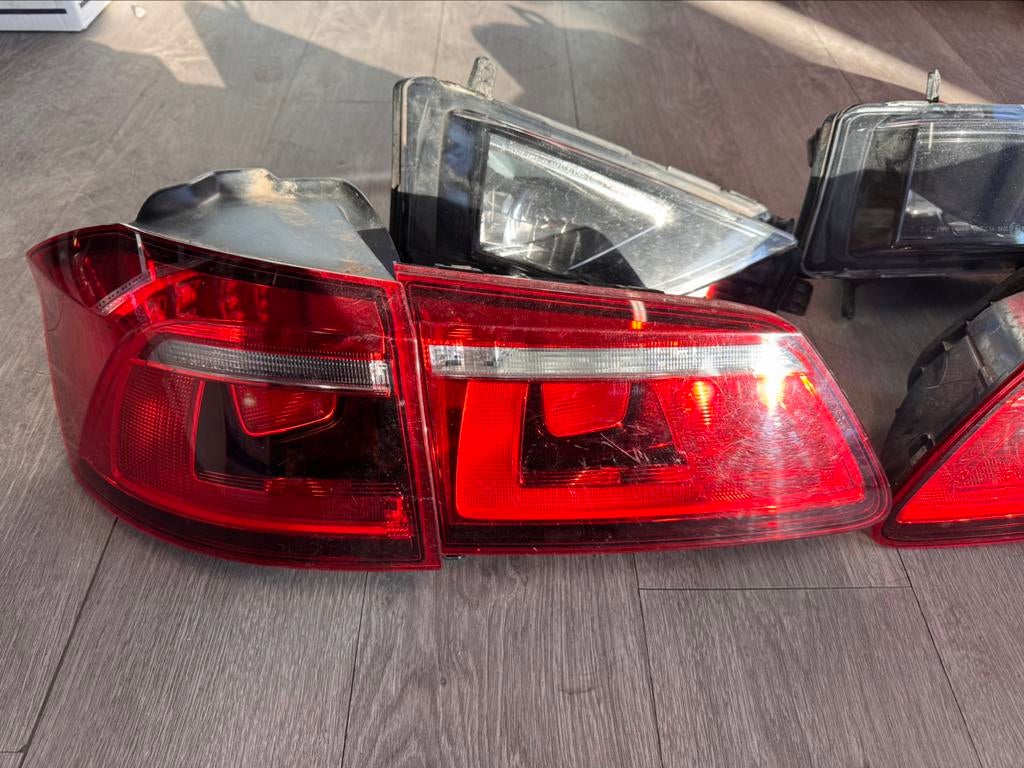 Feu arrière gauche complet + arrière droite  vw Sportsvan, Enlèvement, Utilisé, Volkswagen