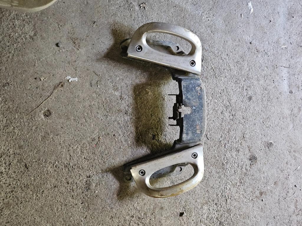 Poignées  arriere mbk ovetto, Enlèvement ou Envoi, Utilisé, Autres marques