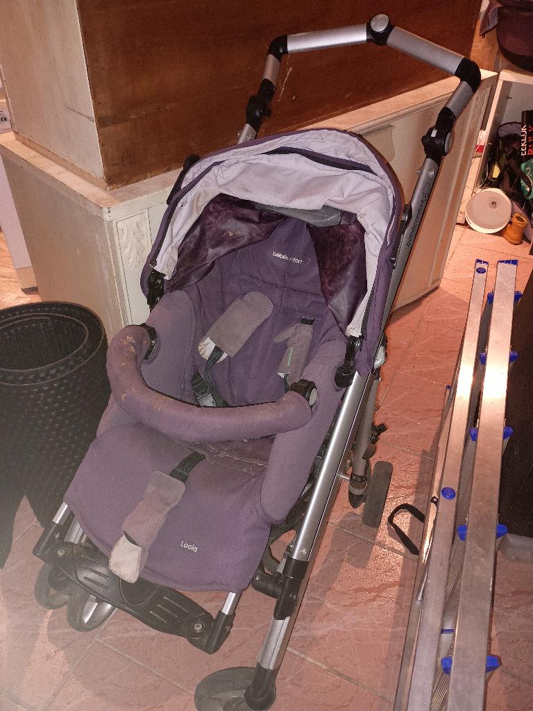 -Poussette à donner, Enfants & Bébés, Enlèvement, Utilisé, Poussette, Autres marques