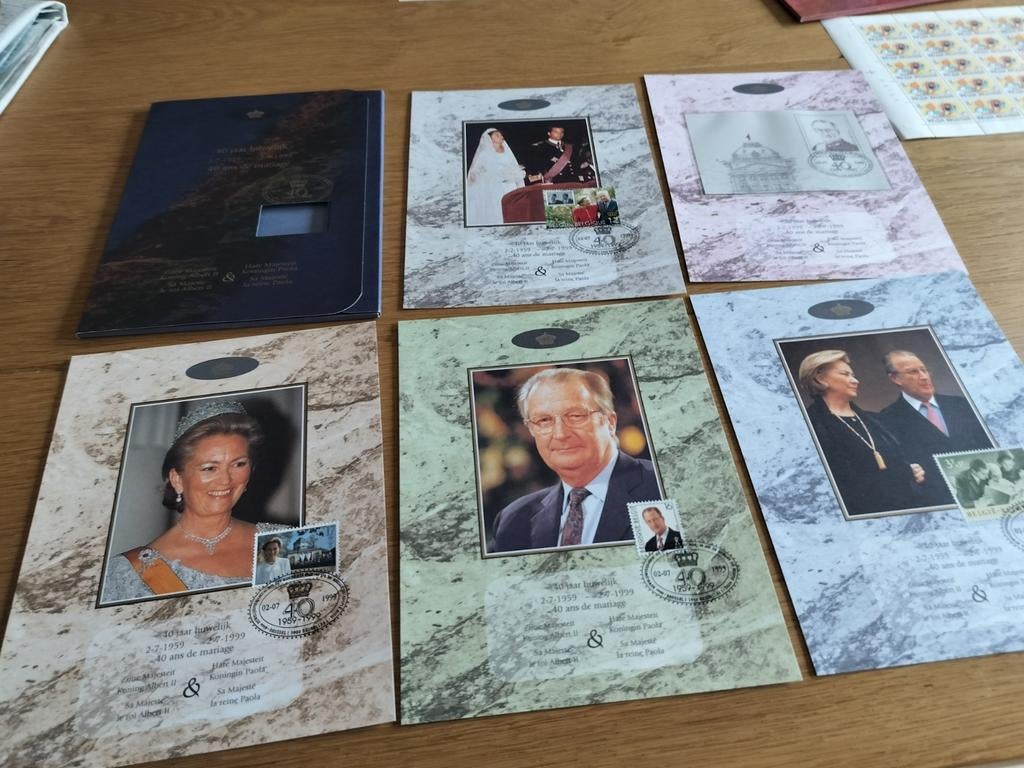 Dépliant commémoratif 40 ans du mariage d'Albert et Paola 19, Enlèvement ou Envoi