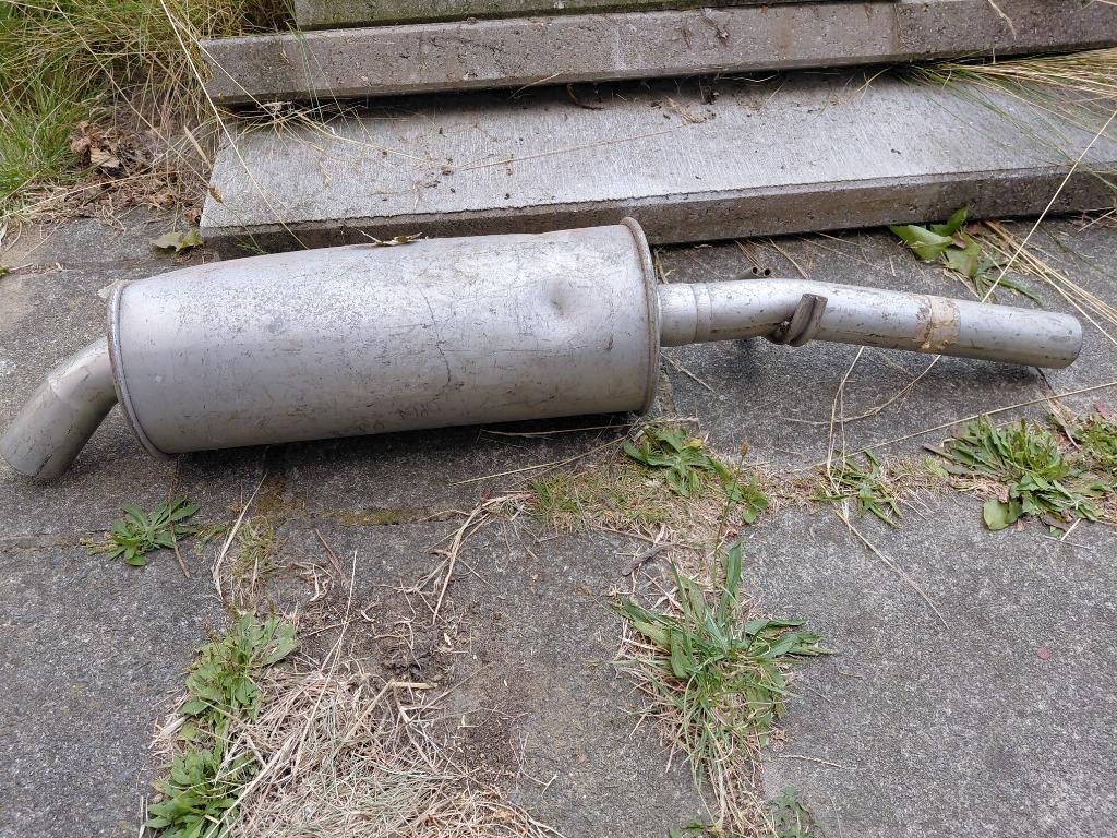 Opel Rekord E / Vauxhall Carlton stationwagon uitlaatpot, Ophalen, Nieuw, Opel