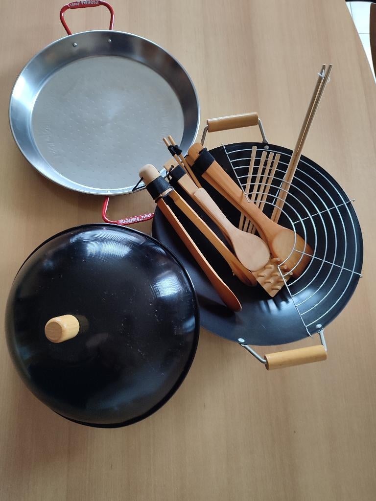 Wok en paëllapan/sarten + toebehoren, Ophalen, Nieuw, Overige materialen, Wok
