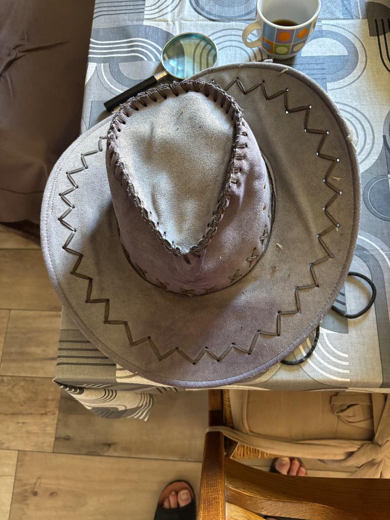Cowboy hoeden, Enlèvement, Comme neuf, 58 ou 59 cm (L, 7¼ ou ⅜ pouces), Chapeau