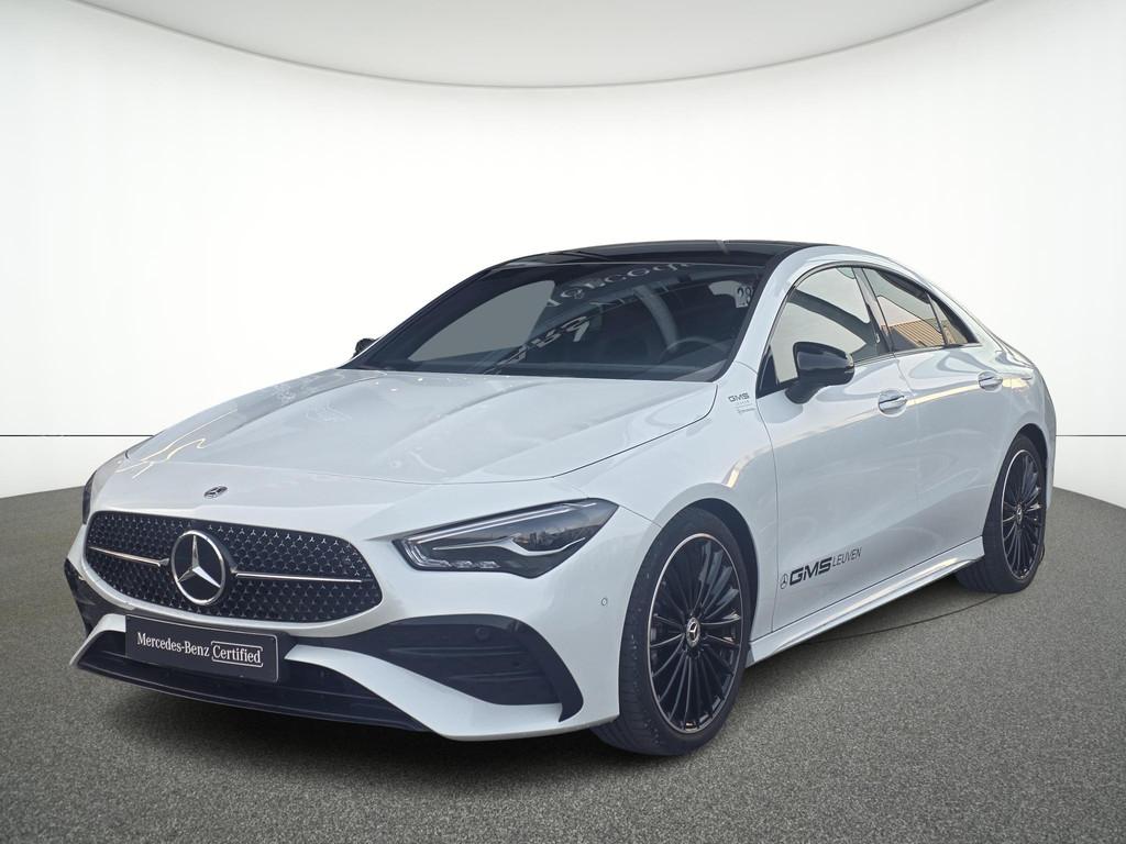 Mercedes-Benz CLA-klasse CLA 180 AMG Line, Auto's, Stof, Gebruikt, 4 cilinders, 136 pk
