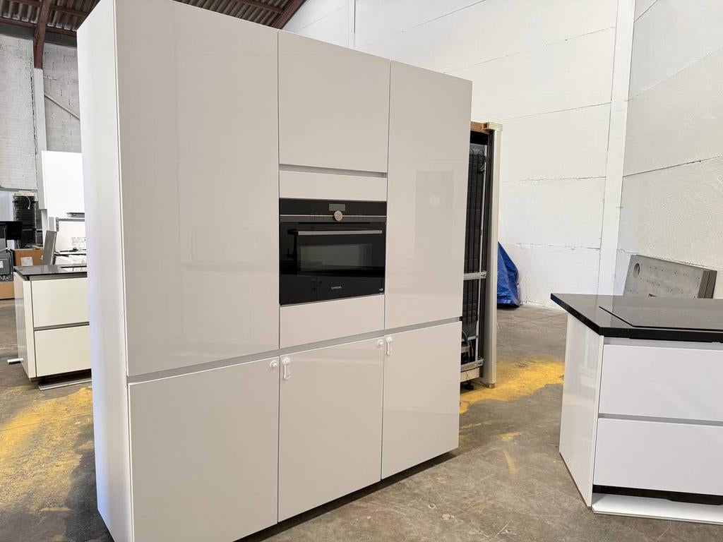 #12 Cuisine équipée moderne, Enlèvement, Blanc, Composite, Brillant ou Laqué