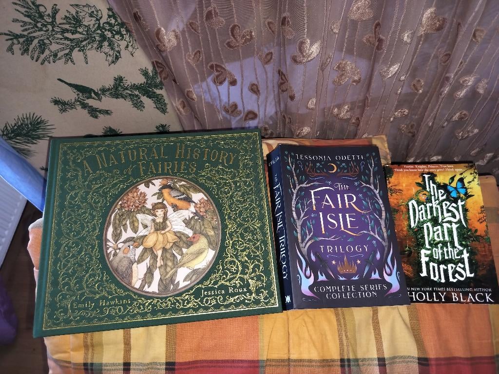 history of Fairies,dark path of the forest, fairisle trilogy, Enlèvement ou Envoi, Comme neuf