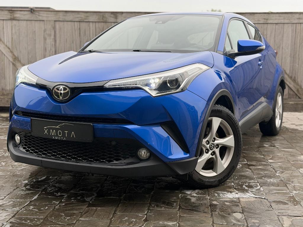 Toyota C-HR 1.2 Benzine, Voorwielaandrijving, 4 cilinders, Blauw, Bedrijf