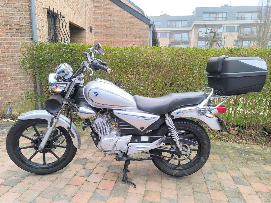 Yamaha YBR Custom 125cc slechts 4000 km!, Motoren, Particulier
