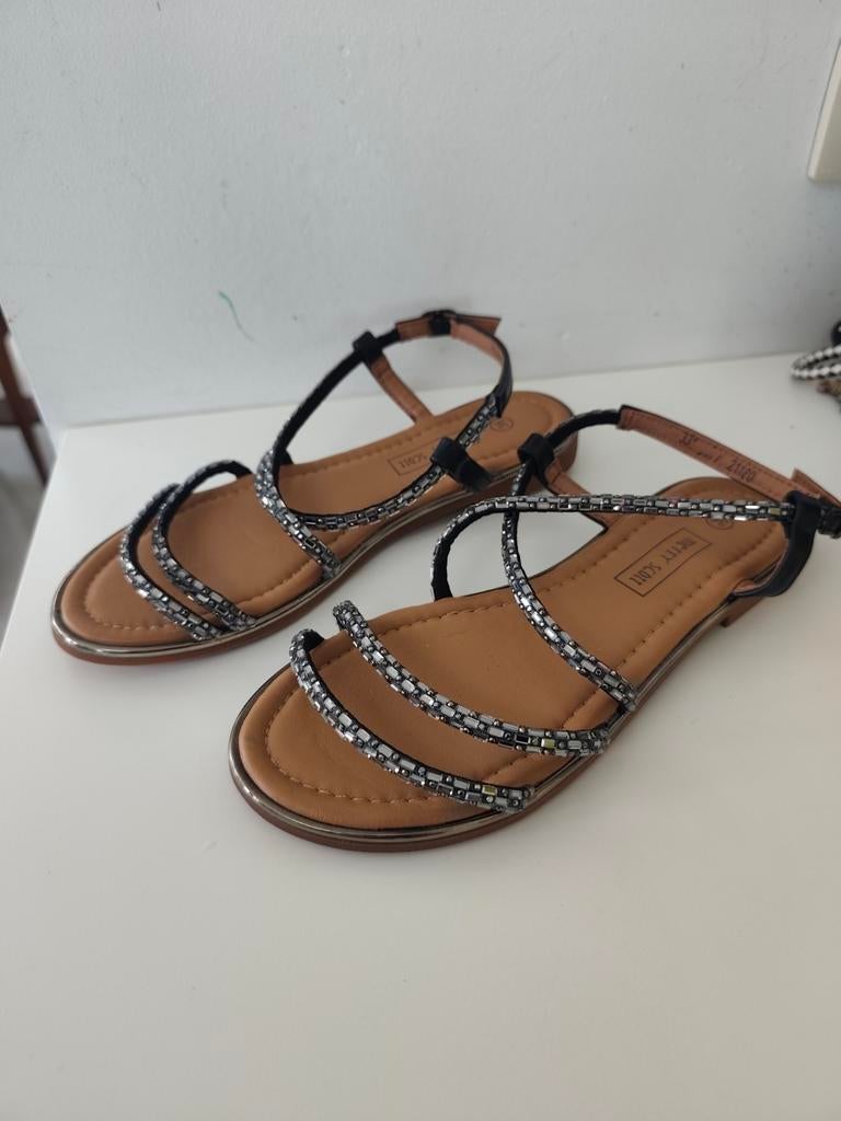 sandales d'été avec lanières et strass. Merry Scott. T. 36, Merry Scott, Enlèvement ou Envoi, Comme neuf