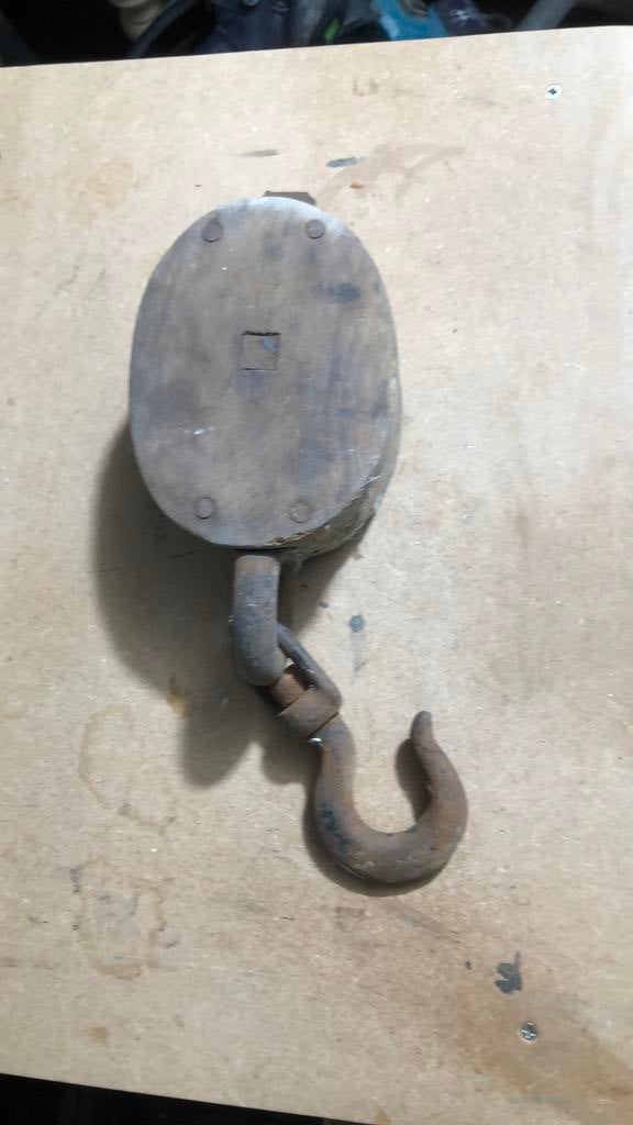 Oude katrolle, Ophalen, Zo goed als nieuw