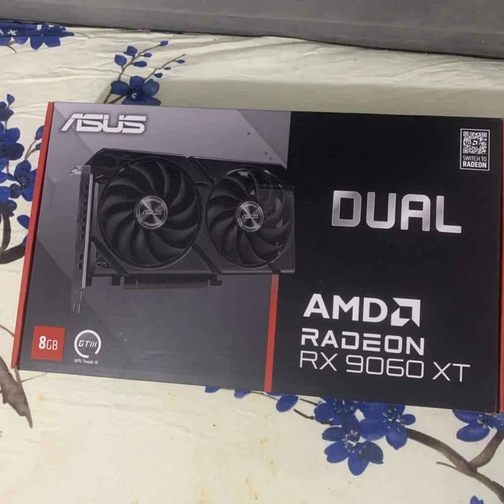 ASUS RX 9060 XT 8GB Nieuw, Computers en Software, Videokaarten, AMD, GDDR6, PCI-Express 4, Nieuw