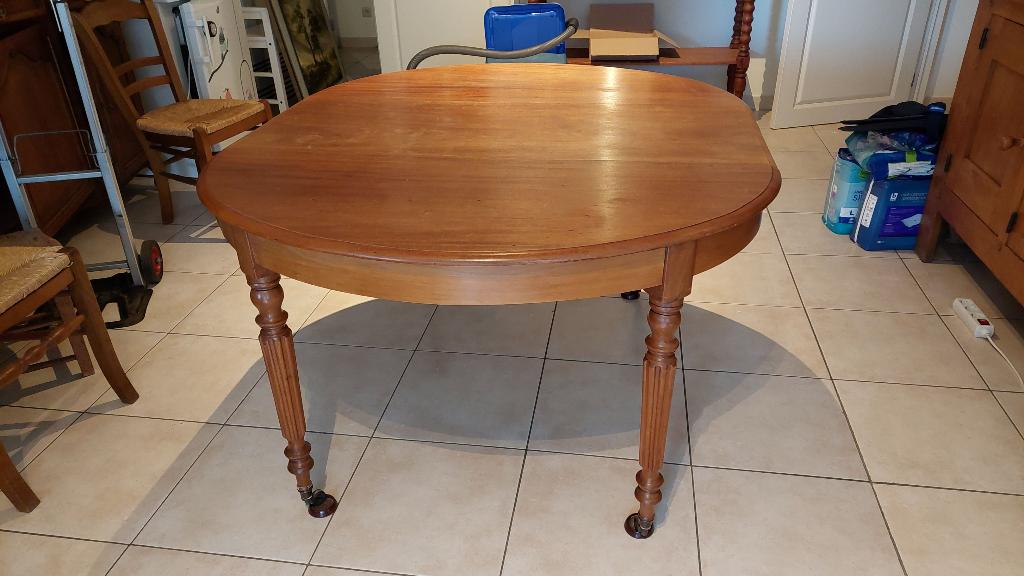 Table ovale extensible, Maison & Meubles, 100 à 150 cm, Cinq personnes ou plus, 100 à 150 cm, Enlèvement