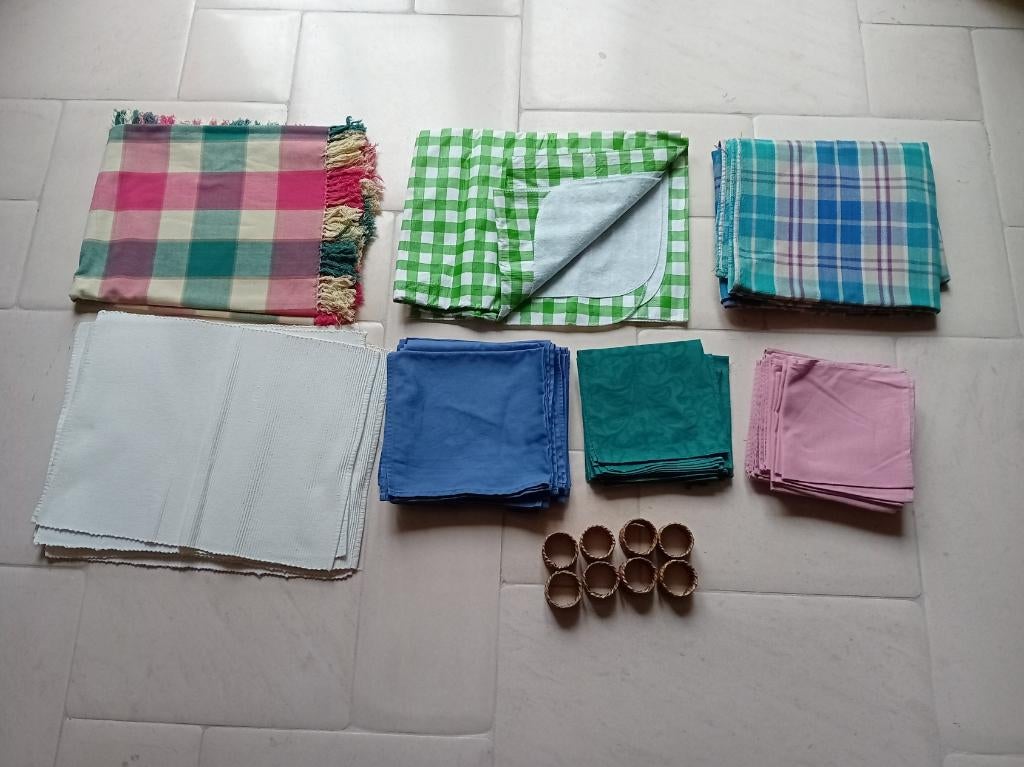 nappe de table, Maison & Meubles, Nappes, Enlèvement ou Envoi, Utilisé, Intérieur