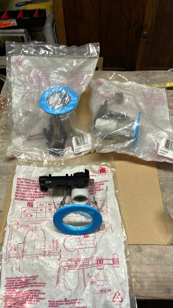 3 witte inbouwspots vintage, Auto-onderdelen, Ophalen