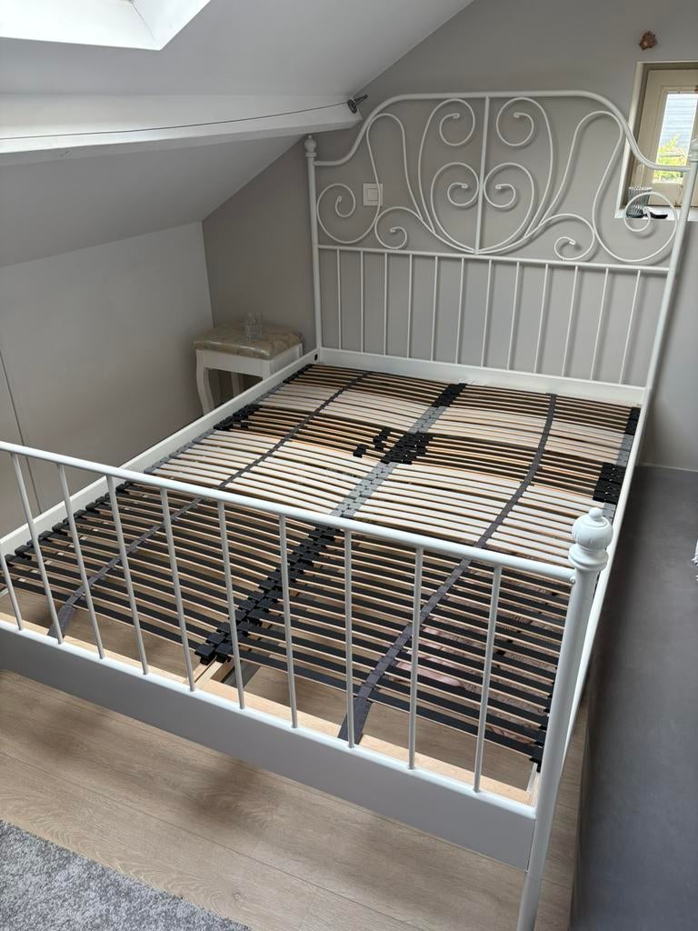 Bed metaal ikea Leirvik 140x 200 cm, Queen size, Comme neuf, Enlèvement, 200 cm