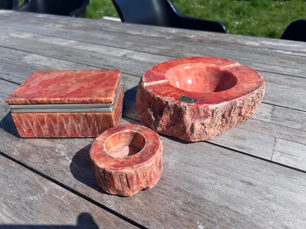 Ensemble en albâtre sculpté à la main, Antiquités & Art, Enlèvement