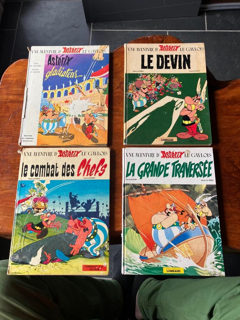 BD Astérix - 4 anciens, Livres, BD, Plusieurs BD, Enlèvement ou Envoi, Utilisé