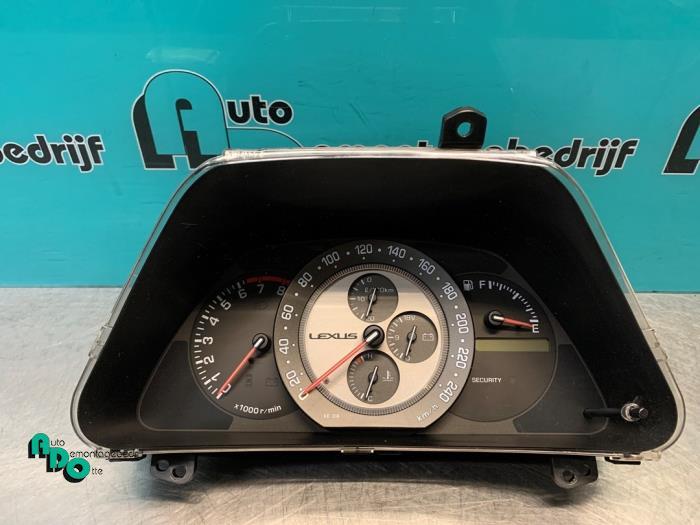 Instrumentenpaneel van een Lexus IS 200 (IS 200 99-), Auto-onderdelen, Dashboard en Schakelaars, Lexus, Gebruikt, 3 maanden garantie
