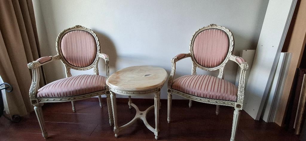 Elegante Louis XVI salonset, Enlèvement