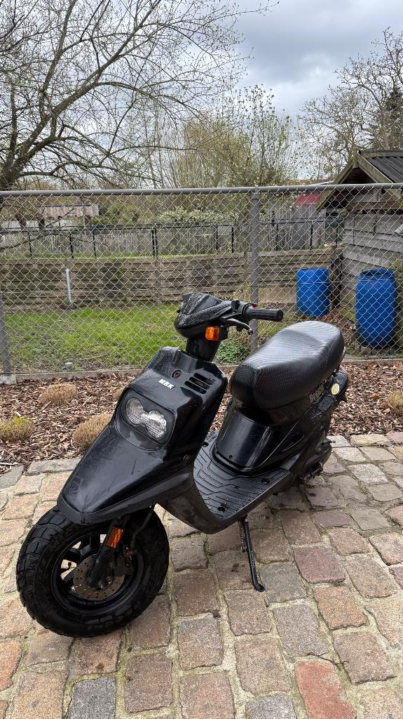 MBK Booster B klasse, Fietsen en Brommers, Brommers | Overige merken, Ophalen, Gebruikt, 0 versnellingen, Klasse B (45 km/u)