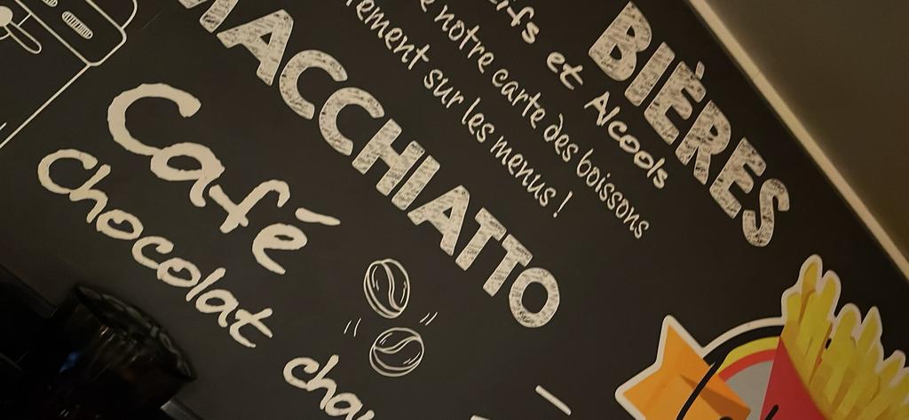 Recherche serveur, Horaire variable, À partir de 1 an, Contrat à durée indéterminée