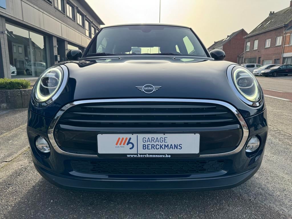 Mini Cooper 1.5 Benzine + LED-Lampen, Auto's, Mini, 4 zetels, Gebruikt, 124 g/km, Leder