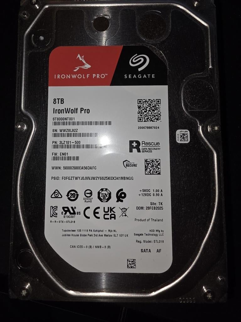 Disque Dur Nas de 8TB Seagate Ironwolf Pro 7200Tr/min, Informatique & Logiciels, Disques optiques, Comme neuf, Interne, MacOS