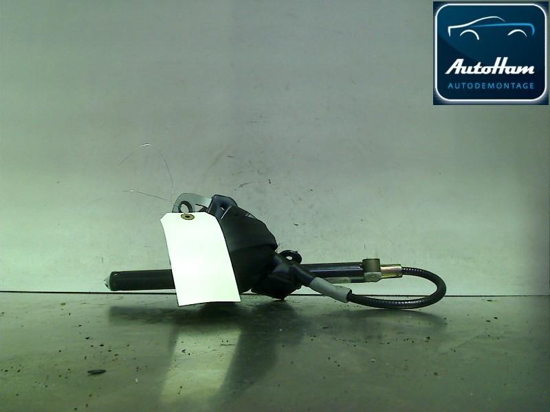 VEILIGHEIDSGORDEL RECHTS VOOR Passat Variant (35I), Gebruikt, Volkswagen