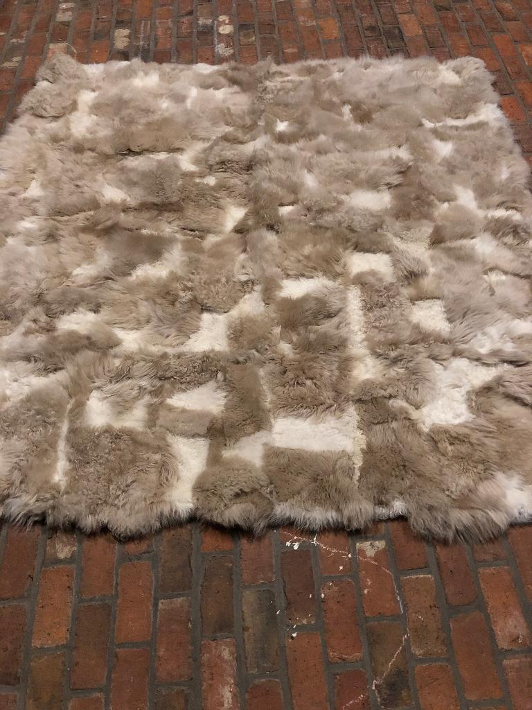 Plaid in vacht, Huis en Inrichting, Woonaccessoires | Plaids en Woondekens, Ophalen, Nieuw