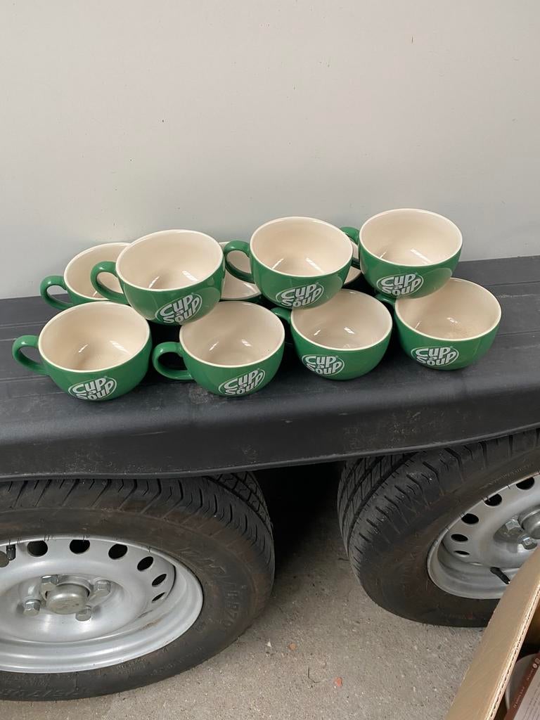 Cup a soup mokken, Ophalen