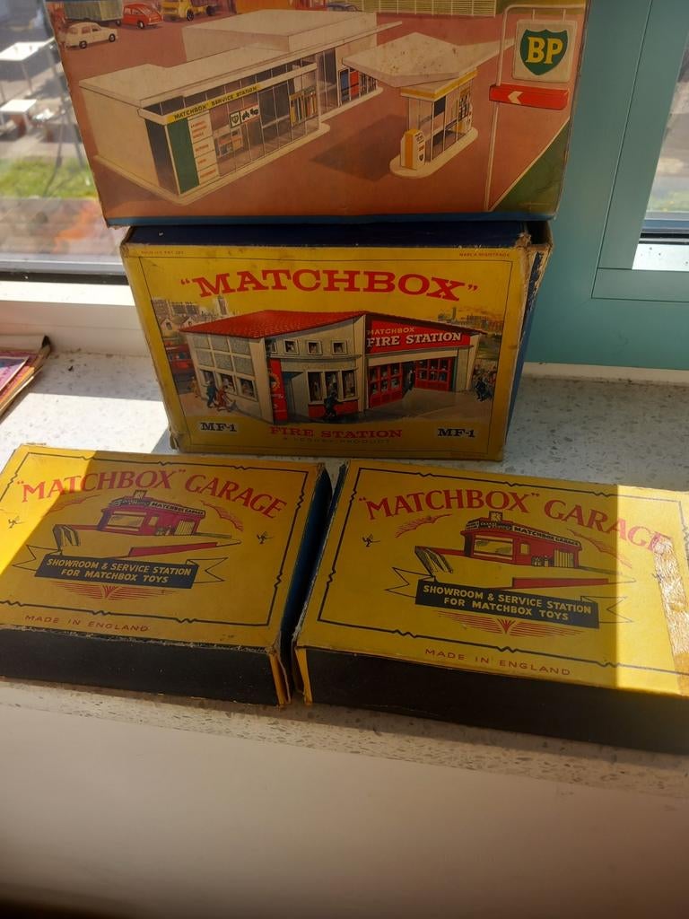 Matchbox garages, Ophalen