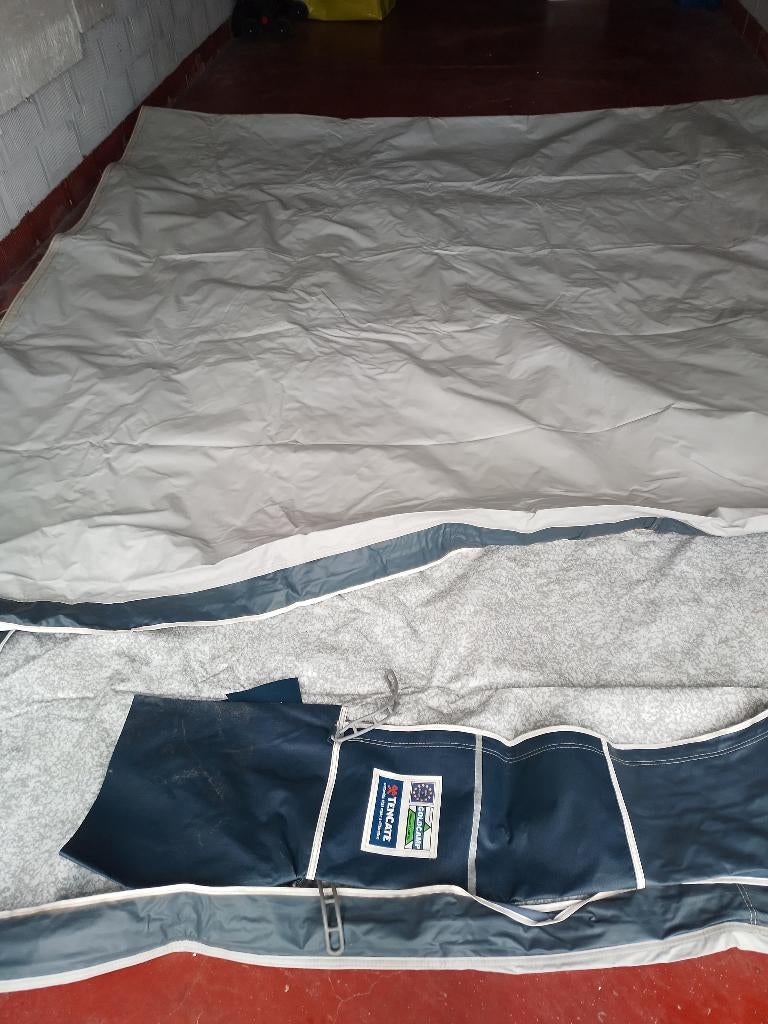 Nieuwe caravan voortentluifel met zijwanden, Caravans en Kamperen, Vouwwagens, Ophalen