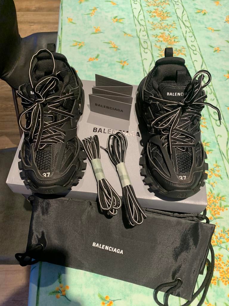 Balenciaga schoenen, Kleding | Dames, Schoenen, Ophalen of Verzenden, Zo goed als nieuw