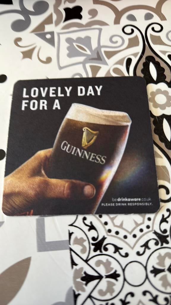 Tapis à bière Guinness, Collections, Marques de bière, Enlèvement ou Envoi, Neuf, Sous-bock, Autres marques