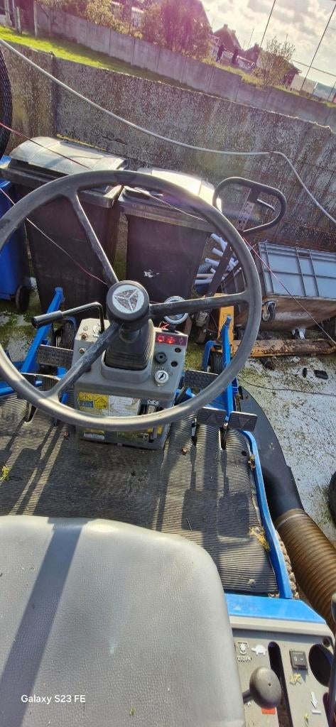 tracteur tondeuses a vendre Iseki SF 330, Enlèvement, Utilisé