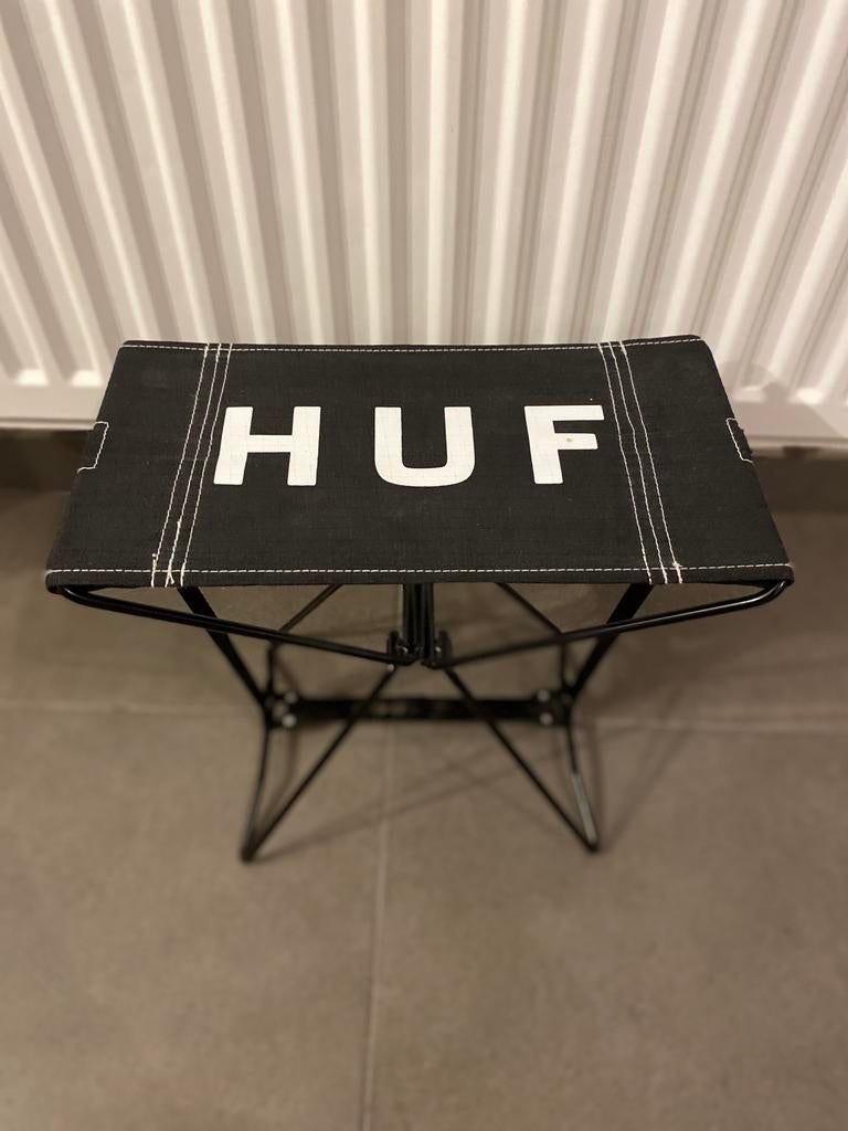 Matériel promotionnel pour chaises de camping Huf, Enlèvement
