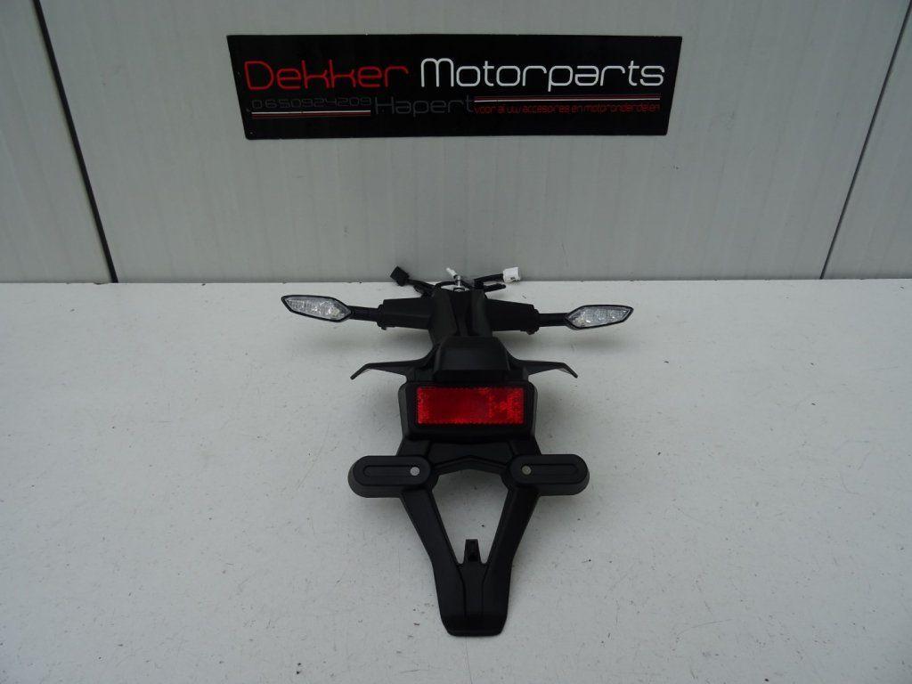 Originele Kentekenplaathouder + Knippers YZF R1 2015-2019, Neuf, -, -, -